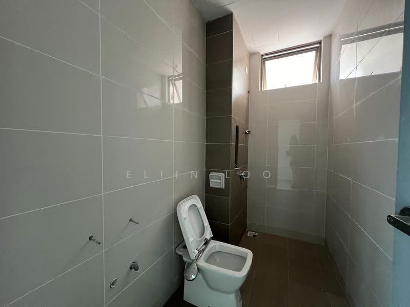 Condominium for Sale at PARC Regency (Residensi Masai) - Eliin Loo - Bathroom - PropertyGuru.com.my