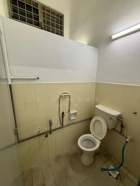 Rumah Teres 1-Tingkat untuk Dijual di Bandar Sri Damansara (Selangor) - Kim Meng Lew - Bathroom - PropertyGuru.com.my