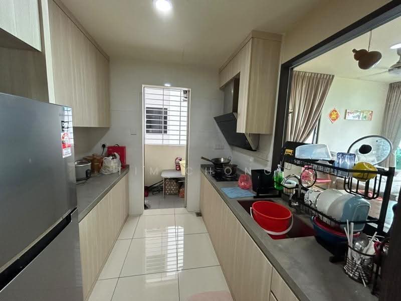 Kediaman Servis untuk Dijual di Wave @ Marina Cove - Tim Chong - Kitchen - PropertyGuru.com.my