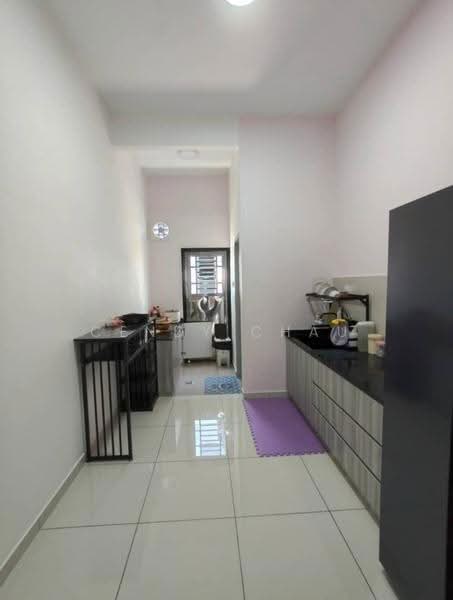 2-storey Terraced House for Sale in Johor Bahru (Johor) - Cendy Chau - Kitchen - PropertyGuru.com.my