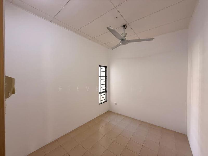 Townhouse for Sale in Bandar Country Homes (Rawang) - Steven Lee - Interior - PropertyGuru.com.my