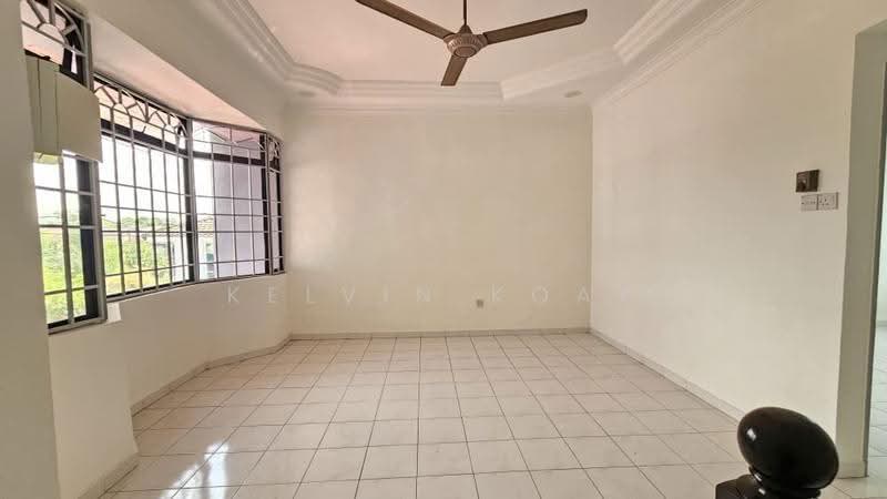 2-storey Terraced House for Sale in Taman Johor Jaya (Johor Bahru) - Kelvin Koay - Living Room - PropertyGuru.com.my
