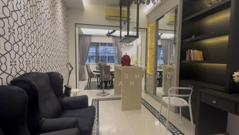 Rumah Berkembar untuk Dijual di Pulau Tikus (Penang) - Cheah Shiau Shuang - Living Room - PropertyGuru.com.my