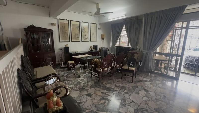 Rumah Berkembar untuk Dijual di Pulau Tikus (Penang) - Cheah Shiau Shuang - Living Room - PropertyGuru.com.my