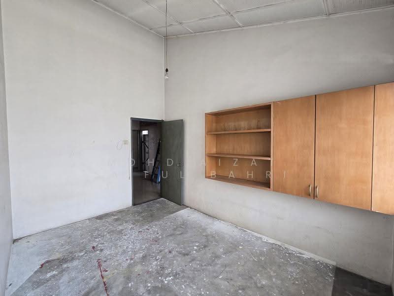 2-storey Terraced House for Sale in Taman Overseas Union (Taman Oug) (Jalan Klang Lama (Old Klang Road)) - Mohd Aizat Saiful Bahri - Interior - PropertyGuru.com.my