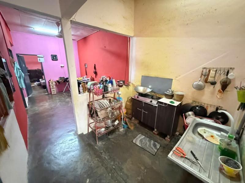 1-storey Terraced House for Sale in Taman Sri Rambai (Bukit Mertajam) - Kah Hui Teoh - Kitchen - PropertyGuru.com.my