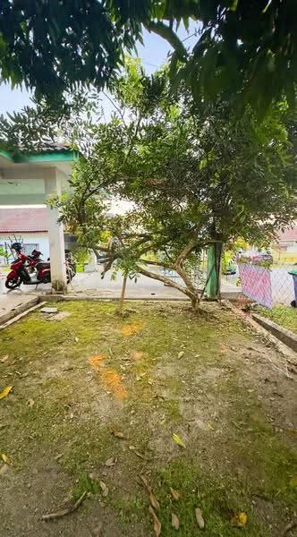 Bungalow House for Sale in Bandar Putra Permai (Seri Kembangan) - ITA AHMAT - Exterior - PropertyGuru.com.my