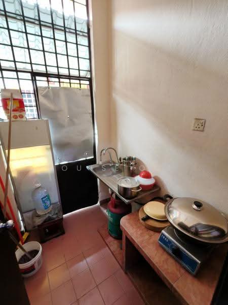 1-storey Terraced House for Sale in Bandar bukit raja (Bukit Raja) - Louise Ooi - PropertyGuru.com.my
