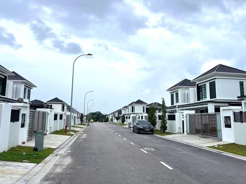 Semi-Detached House for Sale in Setia Tropika (Johor Bahru) - Karl Lim - Exterior - PropertyGuru.com.my