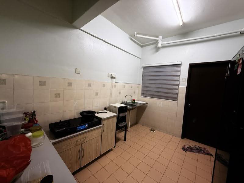 Pangsapuri untuk Dijual di Vista Bayu - Zenny Lim - Kitchen - PropertyGuru.com.my