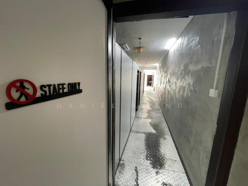 Shop / Office untuk Disewa di George Town (Penang) - Daniel Phang - Corridor - PropertyGuru.com.my