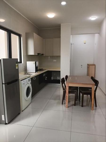 Condominium for Rent at Amberside @ Country Garden Danga Bay - NG ZEN XI - Kitchen - PropertyGuru.com.my