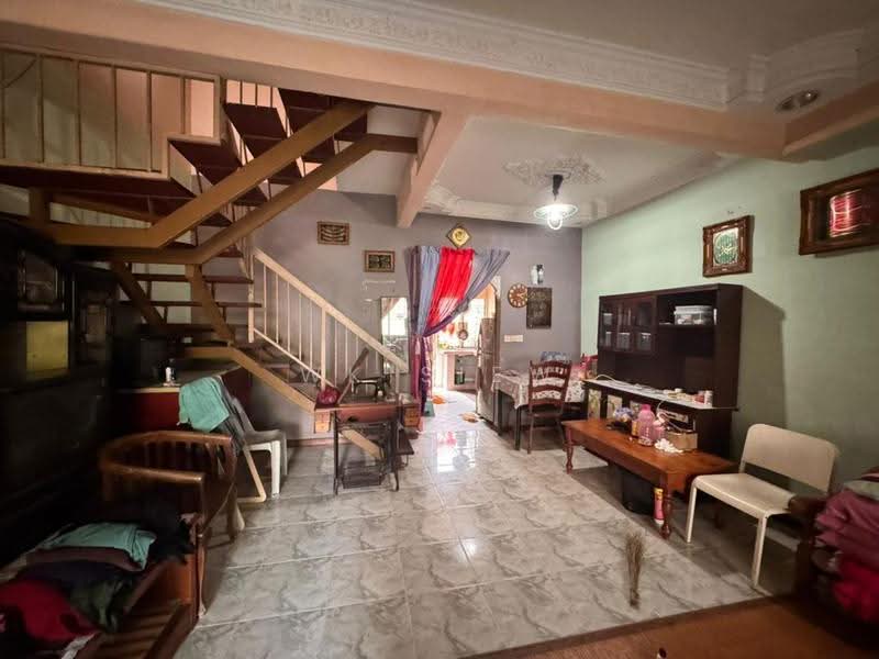 Terraced House for Sale in Bandar Tasik Puteri (Rawang) - WK Siew - Living Room - PropertyGuru.com.my
