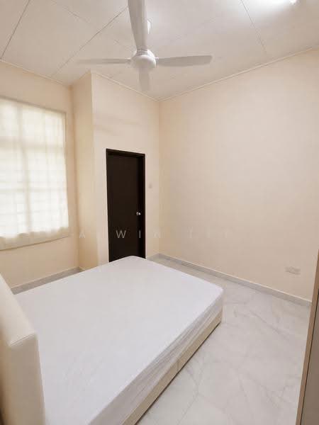 1-storey Terraced House for Sale in Bandar Bukit Raja (Klang) - Alwin Lee - Bedroom - PropertyGuru.com.my