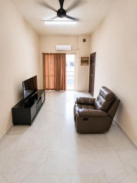 1-storey Terraced House for Sale in Bandar Bukit Raja (Klang) - Alwin Lee - Living Room - PropertyGuru.com.my