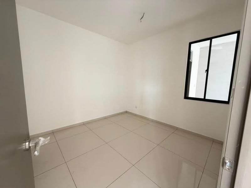 Cluster House for Sale in Austin Crest (Johor Bahru) - Carson . - Interior - PropertyGuru.com.my
