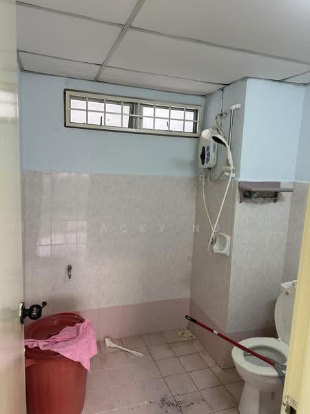 Apartment for Rent at Suria Kipark Damansara - Jacky Ng - Bathroom - PropertyGuru.com.my
