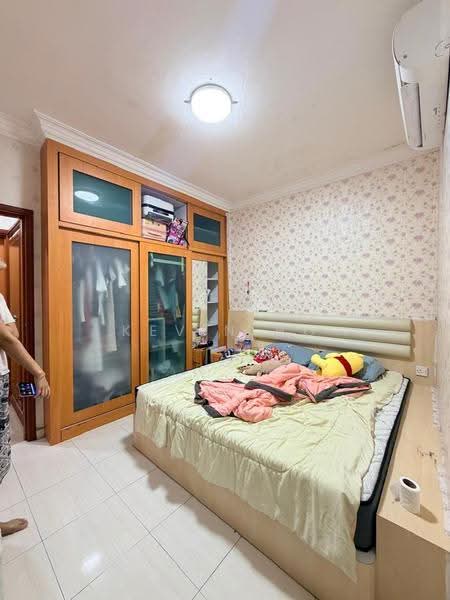Kediaman Servis untuk Dijual di The Embassy (Bangunan Duta Impian) - Kevin Ho - Bedroom - PropertyGuru.com.my