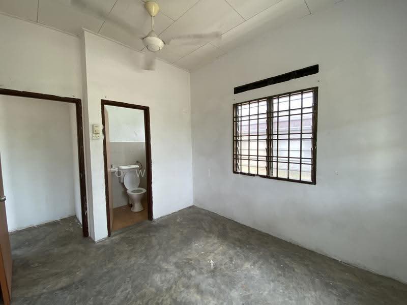 Bungalow House for Sale in Taman Nusa Perintis 2 (Iskandar Puteri (Nusajaya)) - Low Lai Lien - Bathroom - PropertyGuru.com.my