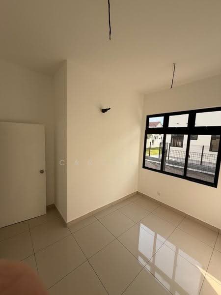 2-storey Terraced House for Sale in Taman Rinting (Masai) - Carson . - Interior - PropertyGuru.com.my
