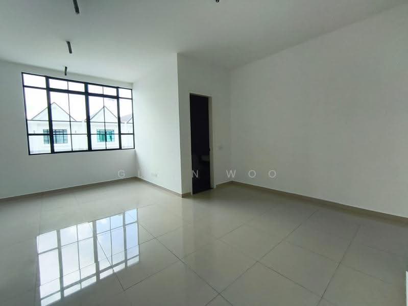 2-storey Terraced House for Sale in Bandar Seri Alam (Masai) - Glenn Woo - Living Room - PropertyGuru.com.my