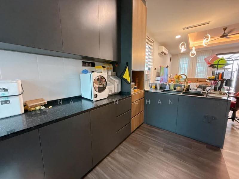 Rumah Teres 2-Tingkat untuk Dijual di Taman Austin Duta (Tebrau) - Nathan Chan - PropertyGuru.com.my
