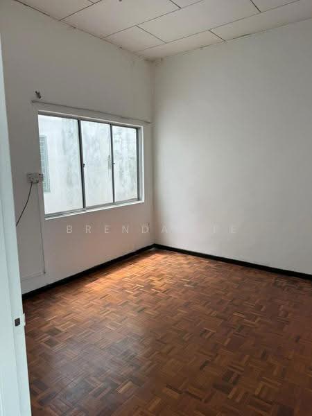 Shop / Office untuk Disewa di Batu Caves (Selangor) - Brenda Lee - Interior - PropertyGuru.com.my