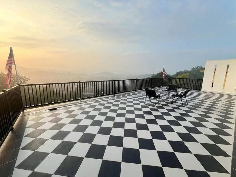 Bungalow House untuk Dijual di Desa Pinggiran Putra (Dengkil) - ITA AHMAT - Exterior - PropertyGuru.com.my