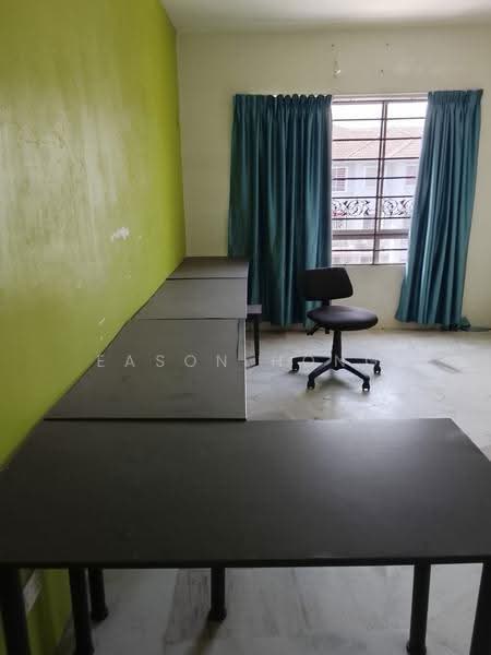 Pangsapuri untuk Disewa di Residensi Warnasari 1 - Eason Hong - Study - PropertyGuru.com.my