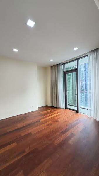 Kediaman Servis untuk Dijual di K Residence @ KLCC - Ken Lee - Living Room - PropertyGuru.com.my
