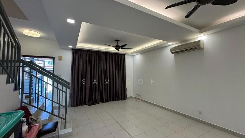 2-storey Terraced House for Sale in Bandar Teknologi Kajang (Kajang) - Sam Goh - Living Room - PropertyGuru.com.my