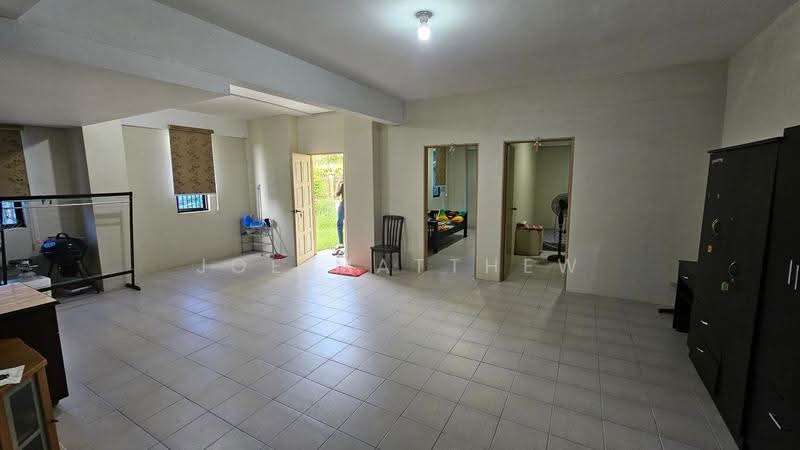 Rumah Berkembar untuk Dijual di Kota Seriemas (Nilai) - Joe Matthew - Living Room - PropertyGuru.com.my