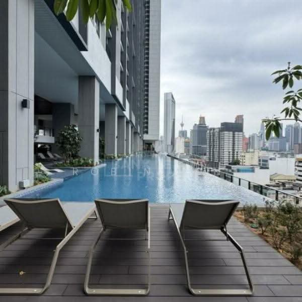 Kediaman Servis untuk Dijual di Hampton Height Damansara - Robin Loh - Pool - PropertyGuru.com.my