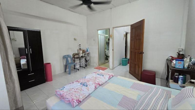 Rumah Teres 2-Tingkat untuk Dijual di Ipoh (Perak) - Sam . - Bedroom - PropertyGuru.com.my