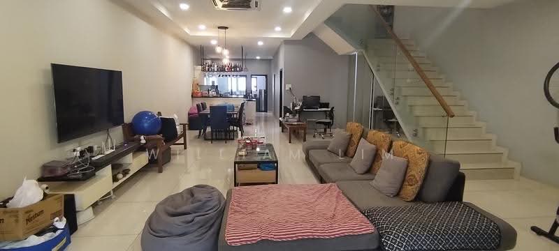 Rumah Teres 2-Tingkat untuk Dijual di Laman Glenmarie (Shah Alam) - William Lim - Living Room - PropertyGuru.com.my