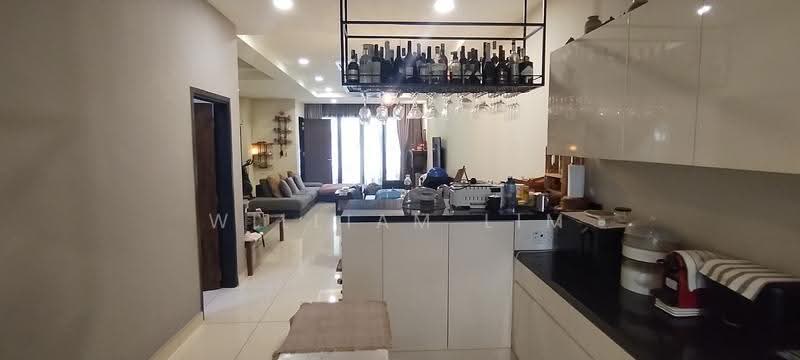 Rumah Teres 2-Tingkat untuk Dijual di Laman Glenmarie (Shah Alam) - William Lim - Living Room - PropertyGuru.com.my