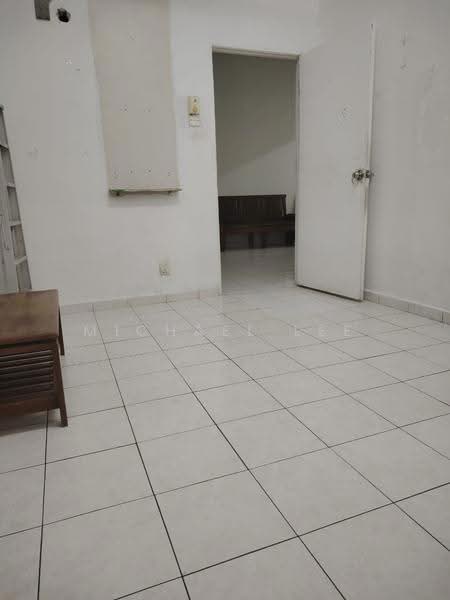 Flat for Rent at Sri Manja Square Petaling Jaya - Michael Lee - Interior - PropertyGuru.com.my