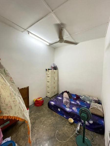 Rumah Teres 1-Tingkat untuk Dijual di Kepong Baru (Kepong) - Kim Meng Lew - Bedroom - PropertyGuru.com.my