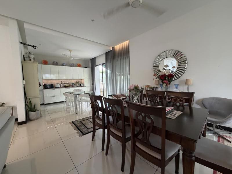 Rumah Berkembar untuk Dijual di Elmina (Shah Alam) - Alicia Chong - Kitchen - PropertyGuru.com.my