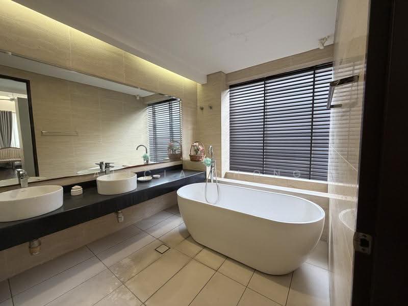Rumah Berkembar untuk Dijual di Elmina (Shah Alam) - Alicia Chong - Bathroom - PropertyGuru.com.my