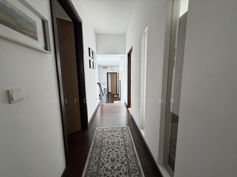 Rumah Berkembar untuk Dijual di Elmina (Shah Alam) - Alicia Chong - Corridor - PropertyGuru.com.my