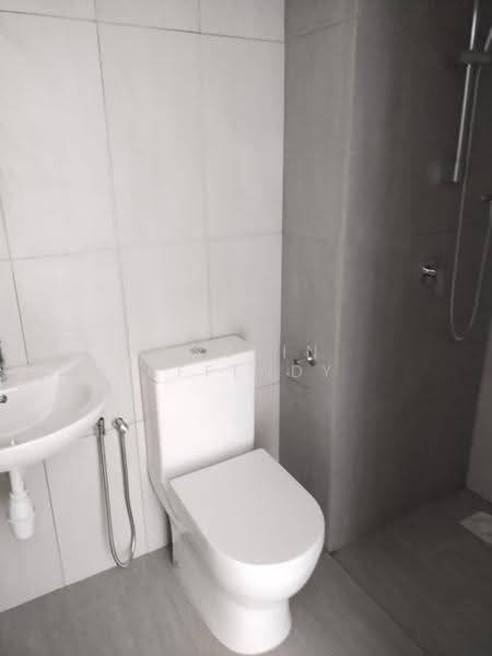 Service Residence for Rent at Residensi Dian II - Nazrin Affendy - Bathroom - PropertyGuru.com.my
