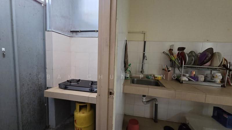 Rumah Teres untuk Disewa di Seremban 3 (Rasah) - Bak Chua Pang - Kitchen - PropertyGuru.com.my