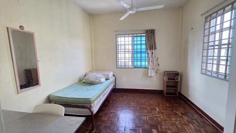 Rumah Teres untuk Disewa di Seremban 3 (Rasah) - Bak Chua Pang - Bedroom - PropertyGuru.com.my