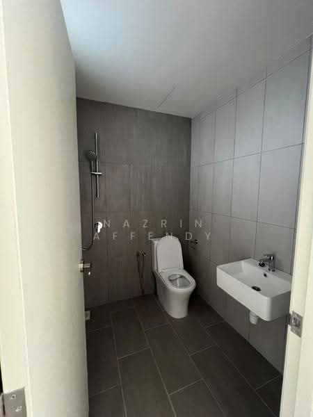 Kediaman Servis untuk Disewa di Residensi Dian II - Nazrin Affendy - Bathroom - PropertyGuru.com.my