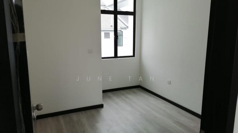 Rumah Teres 2-Tingkat untuk Dijual di Bandar Tiram (Ulu Tiram) - June Tan - Interior - PropertyGuru.com.my
