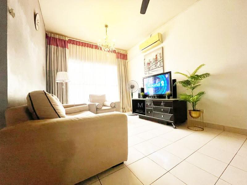 Pangsapuri untuk Dijual di Desa Saujana - ITA AHMAT - Living Room - PropertyGuru.com.my