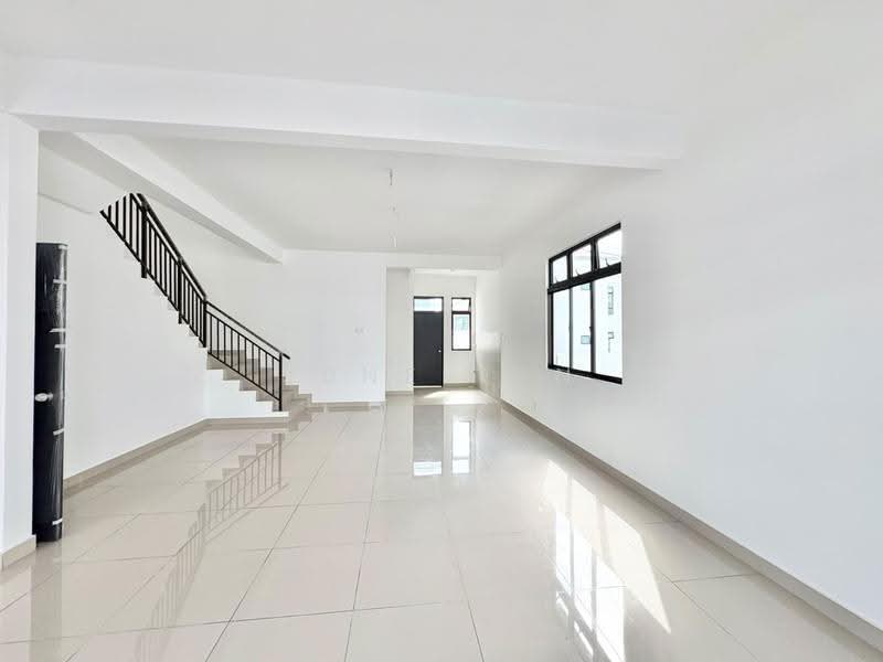 Rumah Teres 2-Tingkat untuk Dijual di Taman Austin Duta (Tebrau) - June Tan - Interior - PropertyGuru.com.my