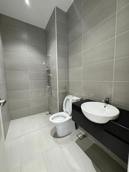 Rumah Kluster untuk Dijual di Taman Ekoflora (Johor Bahru) - Teik Shen - Bathroom - PropertyGuru.com.my