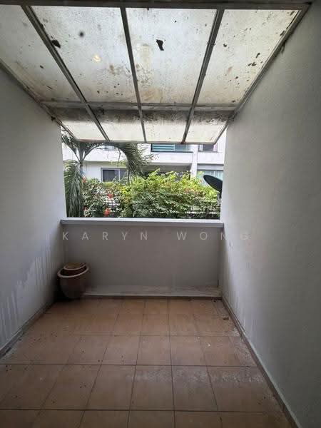 Kondominium untuk Dijual di Fernlea Court - Karyn Wong - Balcony - PropertyGuru.com.my